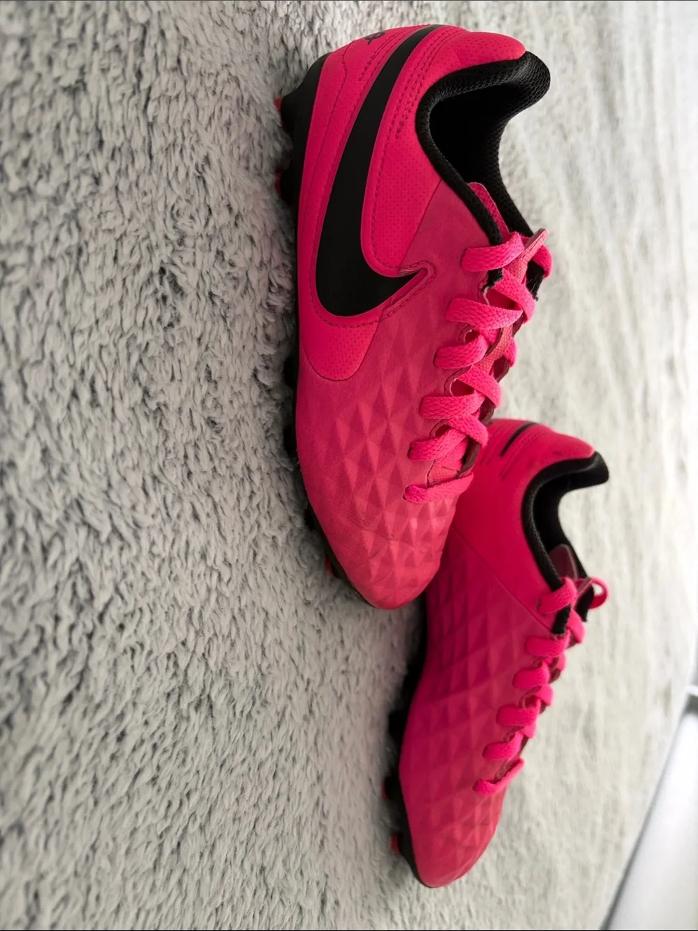 Pink Nike Jr “Tiempo” Soccer Cleats Kids Size 11